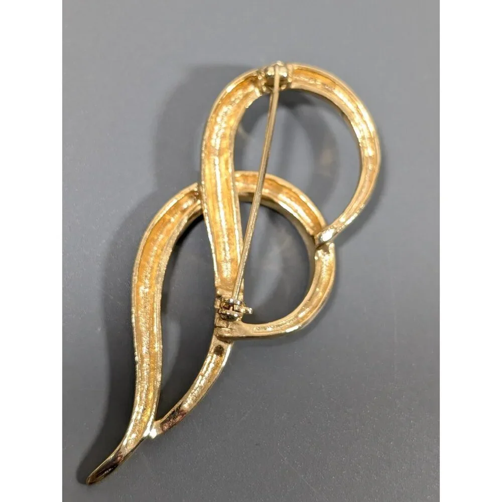 Vintage Gold‎ Tone Double Scroll Teardrop Modernist Brooch Pin